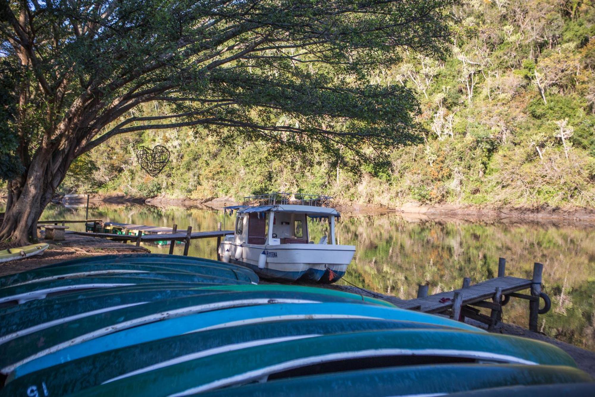 Areena Riverside Resort Kwelera Esterno foto