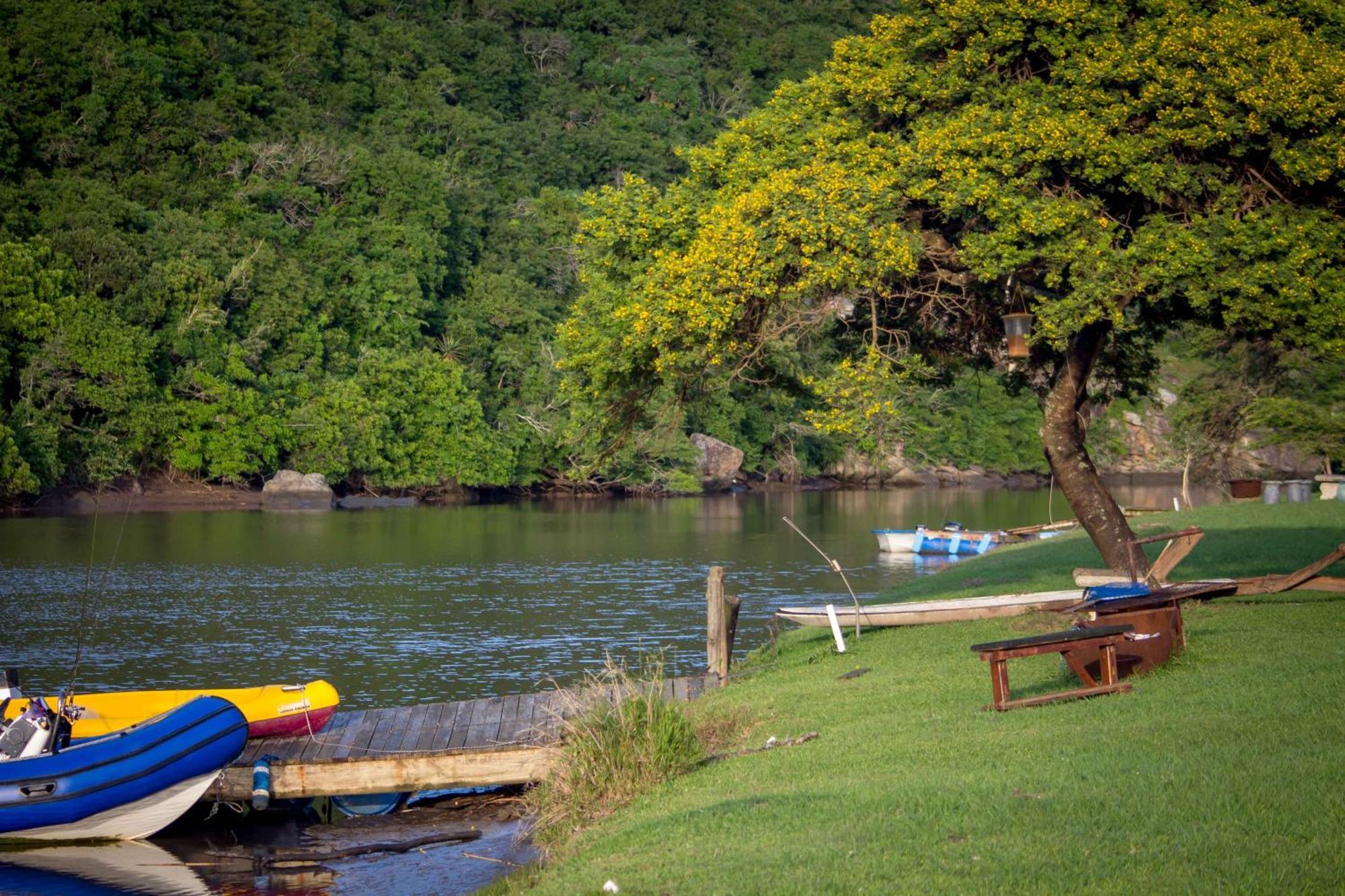 Areena Riverside Resort Kwelera Esterno foto