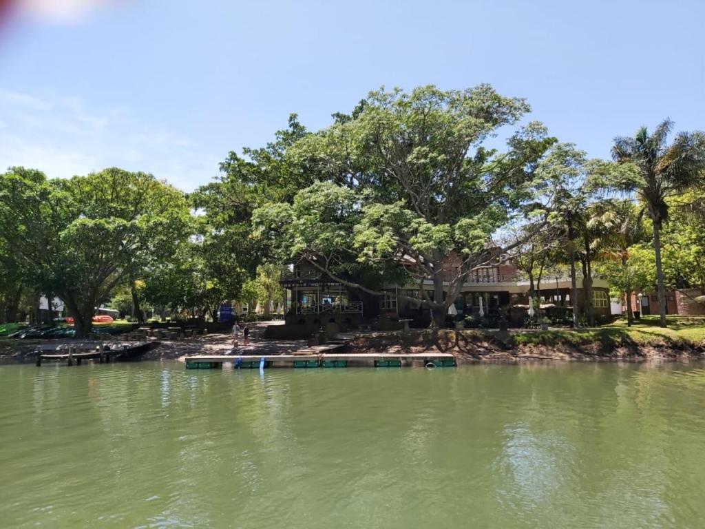 Areena Riverside Resort Kwelera Esterno foto